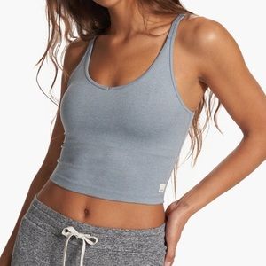Vuori Halo Performance Crop in Flint Heather